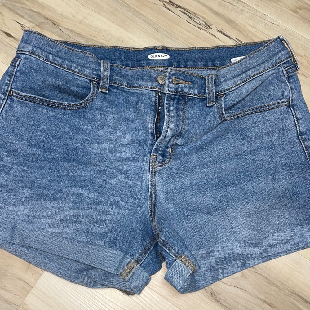Old Navy jean shorts size 10